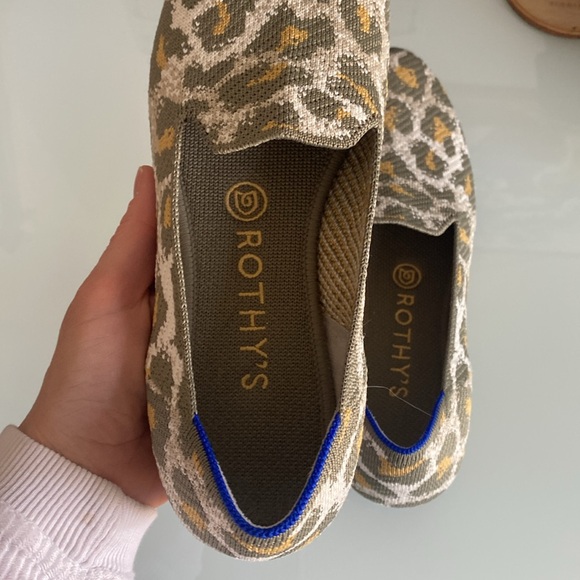 Women's 8.5 Rothy's smoke spot loafers - Picture 3 of 6